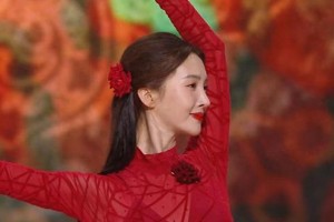 金晨《卜卦》红衣舞惊艳全网，北舞教科书实力封神