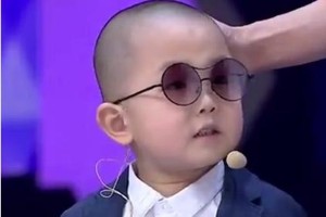 童星张峻豪：3岁登春晚到消失之谜