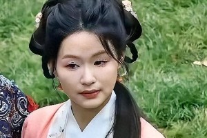 网红余茵生图翻车：滤镜撤掉后的真实差距
