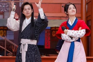 《快乐大本营》张艺兴熊梓淇复刻《武林外传》引爆回忆杀