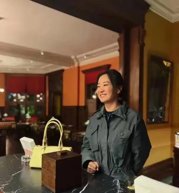 贾玲瘦身前后对比
