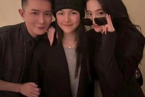 陆毅女儿小叶子贝儿古装写真惊艳，继承鲍蕾美貌基因